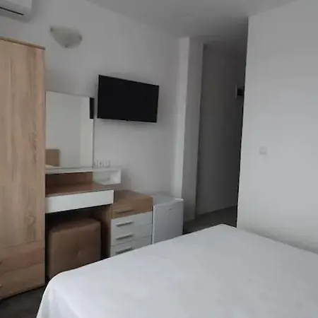 Vendégház - пролет Lozenec