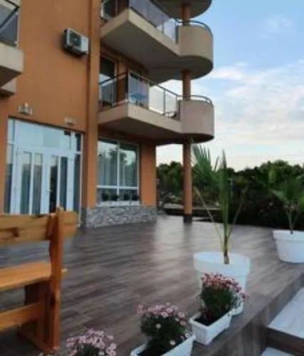 - пролет * Lozenets