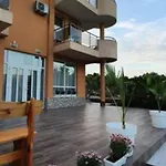 - пролет * Lozenec